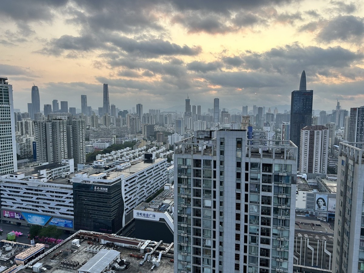 Hotels in China: hoeveel doosjes lego kost een 9+?